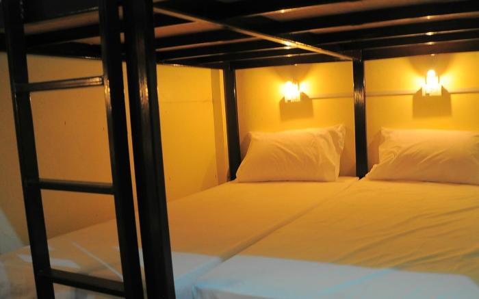 Seventeen Hostel