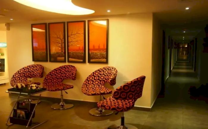 Hotel O Crossroads Hotel