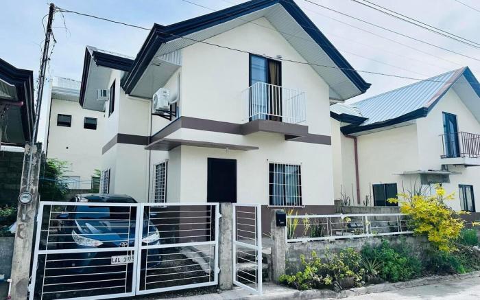 New renovated 3 Bedroom House near Malls & Airport
