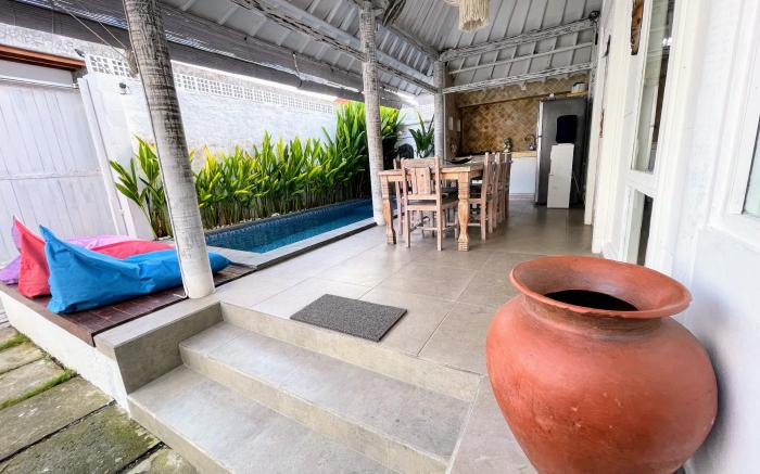 Villa Helenia Canggu, 3BR Pool,  4Mins to FINNS
