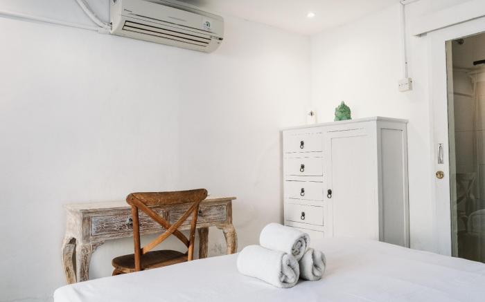 Villa Helenia Canggu, 3BR Pool,  4Mins to FINNS