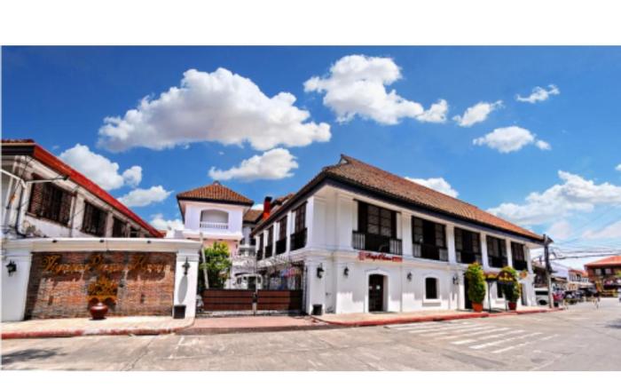 Vigan Plaza Hotel