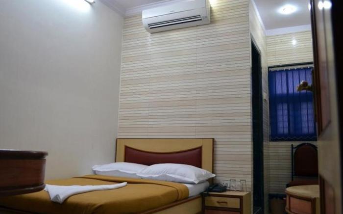 Hotel New Deepak