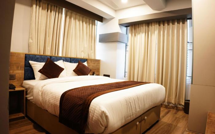 Dream Hotel