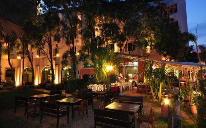 Royal Diamond Hotel