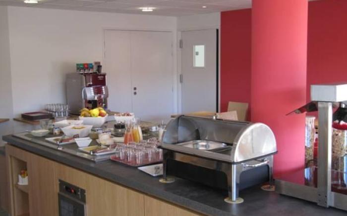 Brit Hotel Reims Croix Blandin