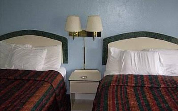 Economy Inn