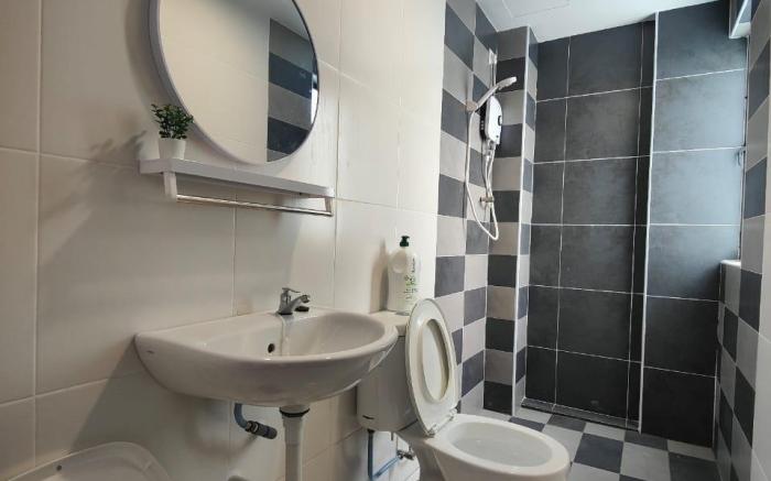 Ipoh Manhattan Waterpark Suites 6-11 Pax 2 Parking By IWH