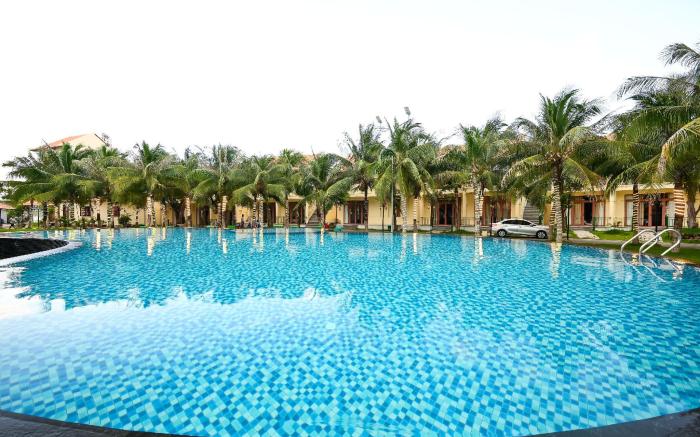 Ha Tien Xua Hotel & Resort