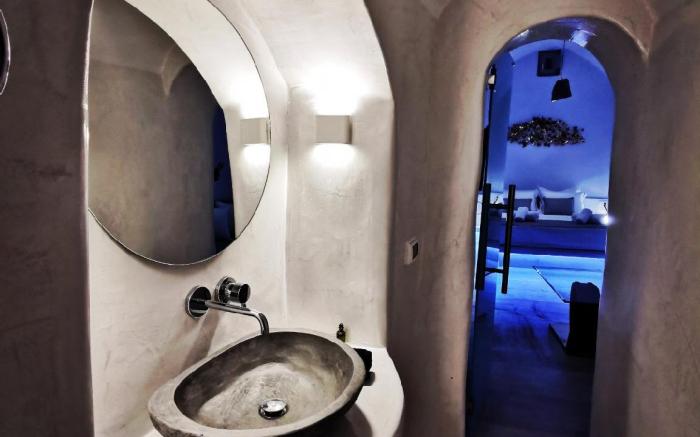 Lamarcave Hous