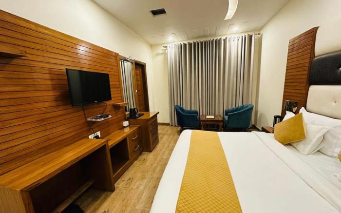 Hotel Blue Orchid