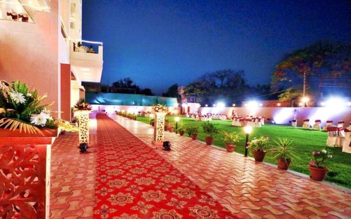 Genx Cresent Lucknow
