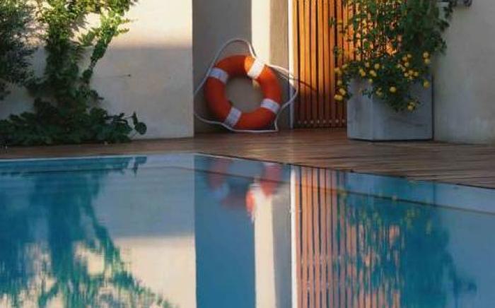 Home Hotel