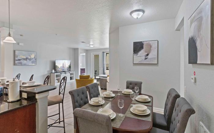 4804 Cayview Avenue #305