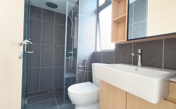 Duplex Shopping Mall/Monorail/Balcony/Rooftop Pool