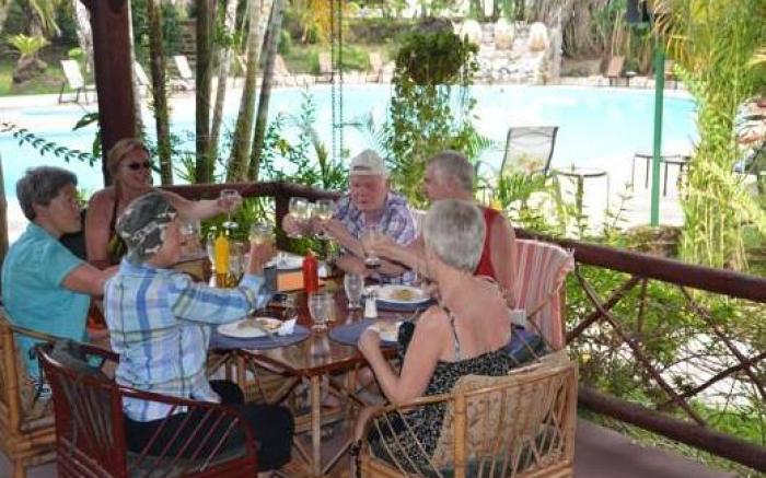 Hotel Villas Rio Mar