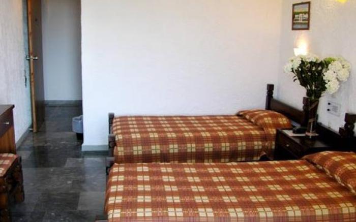 Karteros Hotel
