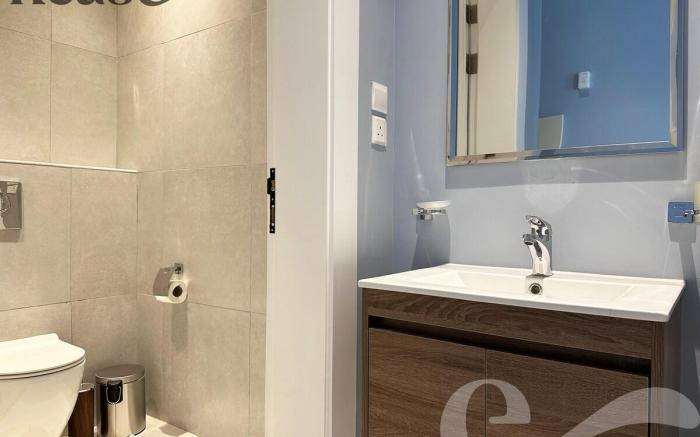 Kease Hittin B-2 Latest Development Terrace GZ85