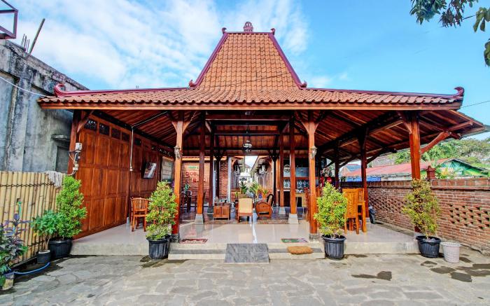 OYO 92606 Djoglo Boto Homestay Syariah