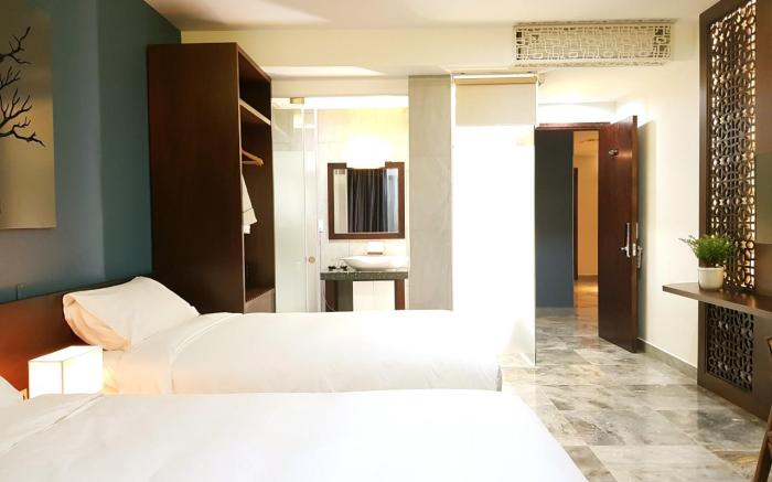 Mojo Boutique Hotel