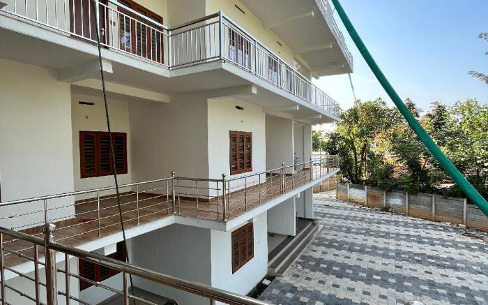 Biriyomz Residency