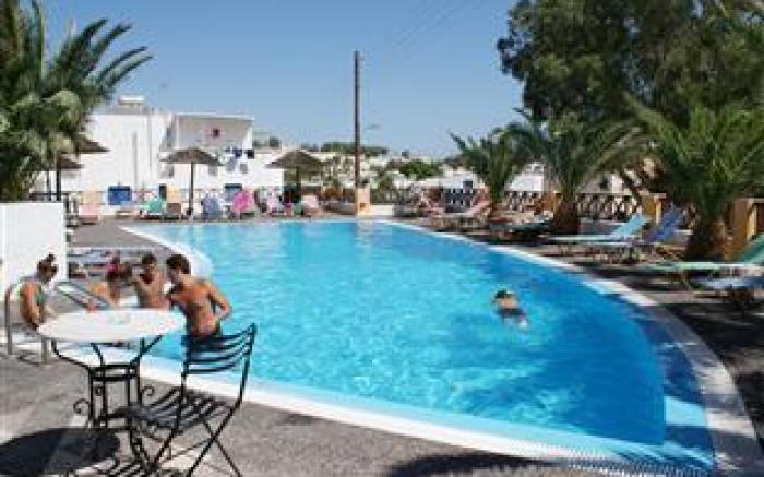 MAR n MAR CROWN HOTEL-SUITES