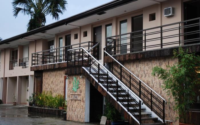 Quezon Premier Hotel Lucena
