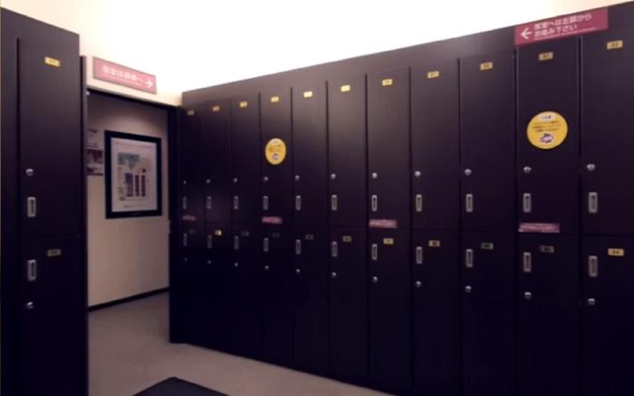 HEARTS Capsule Hotel & Spa Nakasu -Male only-