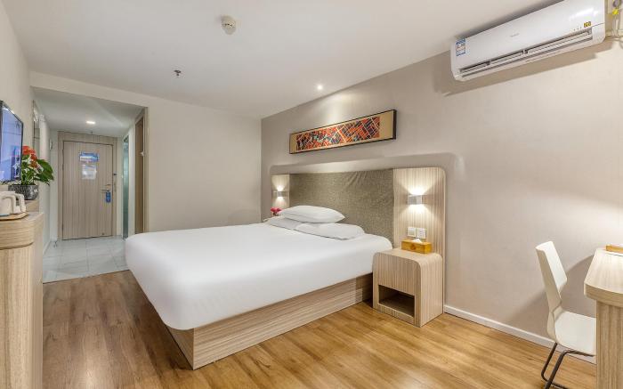 Hanting Hotel Guangzhou Fanyu Bridge Walking Street