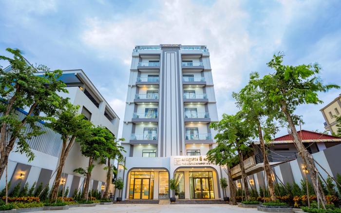 The Square Kampot Hotel