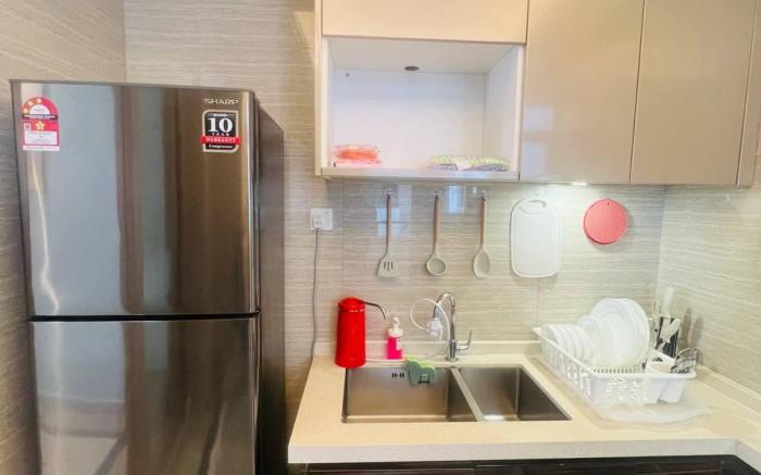 The City’s Edge 2BR Unit by ANJU