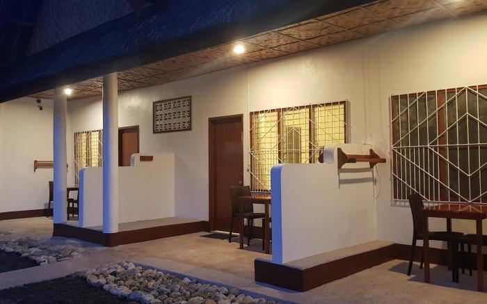Divers Lodge