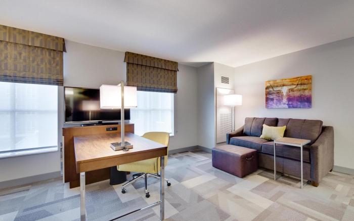 Hampton Inn and Suites Fort Worth Downtown