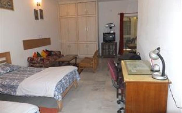Sri Radha Krishna Kunj Homestay