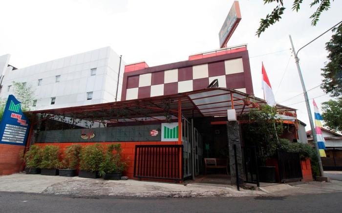 Mine Home Hotel Cihampelas