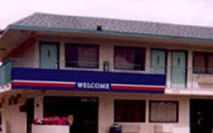 Motel 6 Lost Hills / Buttonwillow Racetrack