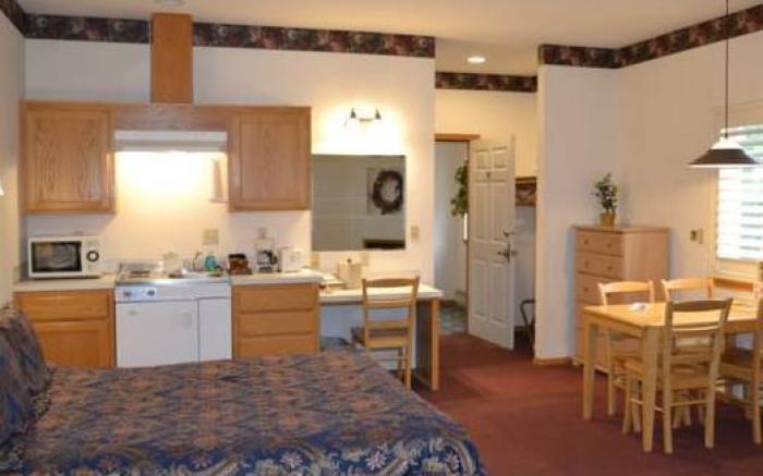 Anaco Bay Inn
