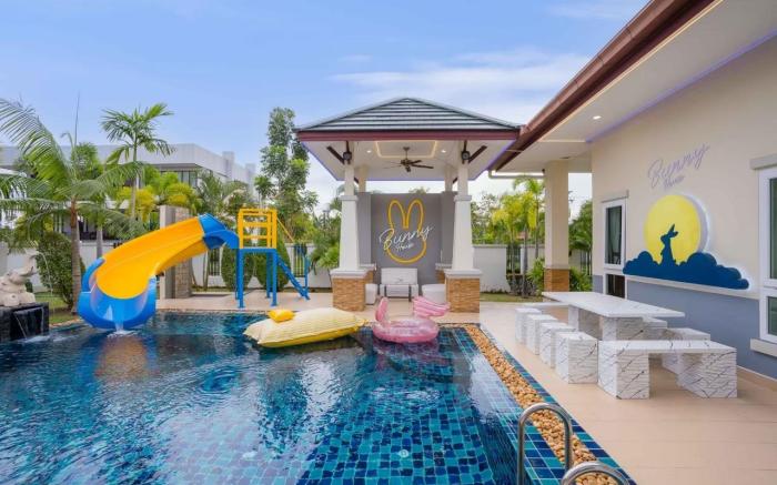 Bunny house Pool Villa