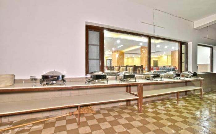 Hotel Comfort Court