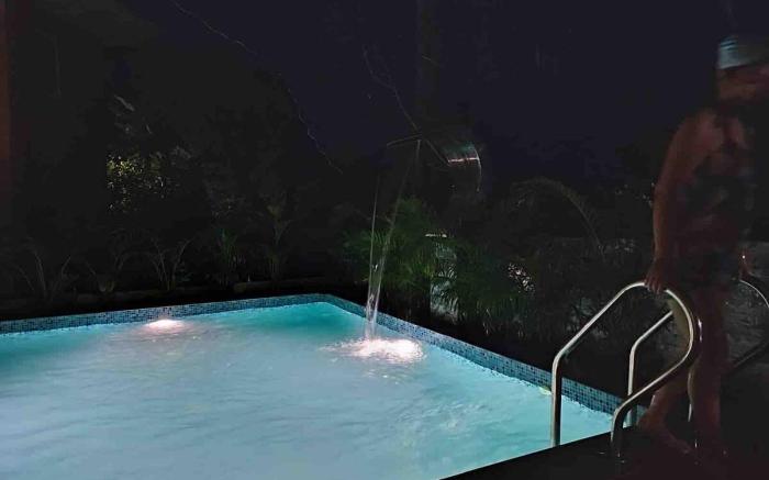 luxury villa with private pool near colva beach