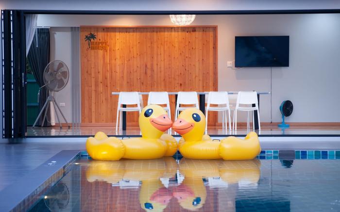 Happy House Resort & Pool Villa