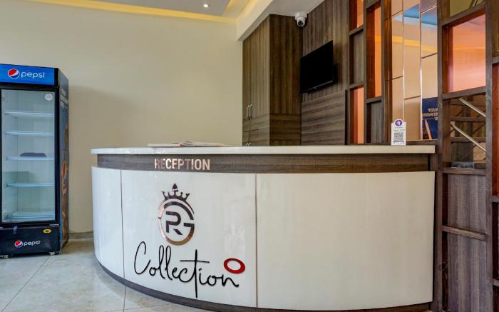 Super Townhouse Poona Royal