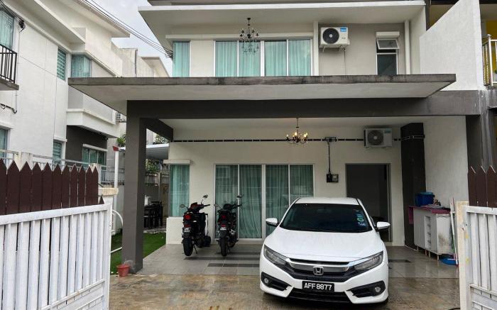 Idaman Hill Homestay