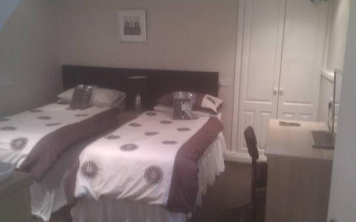 Kingswood Guest House