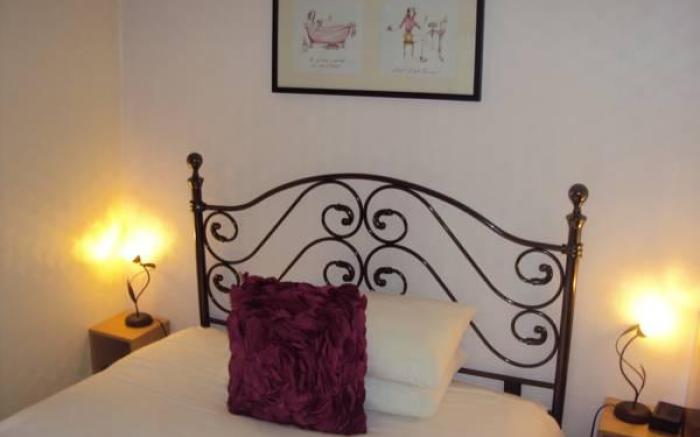 Lawnswood Guest House