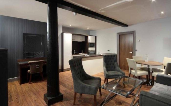 Aparthotel Roomzzz Newcastle City