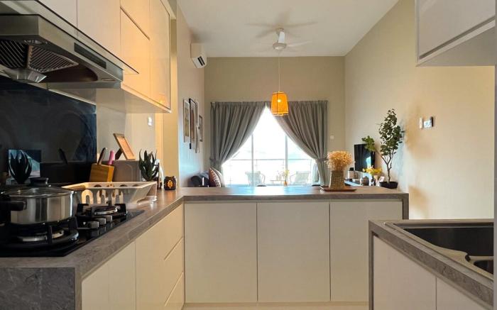 Cozy Huge Balcony Apartment Skypod Puchong