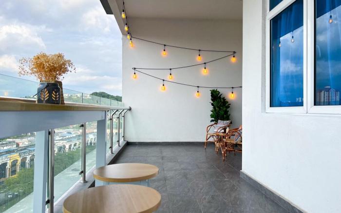 Cozy Huge Balcony Apartment Skypod Puchong