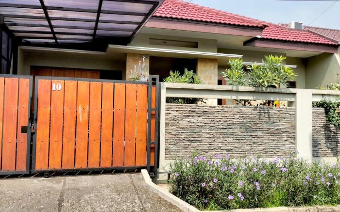 Home in Bogor Baru