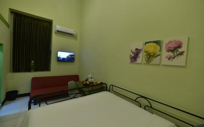 Hotel Irian Surabaya 
